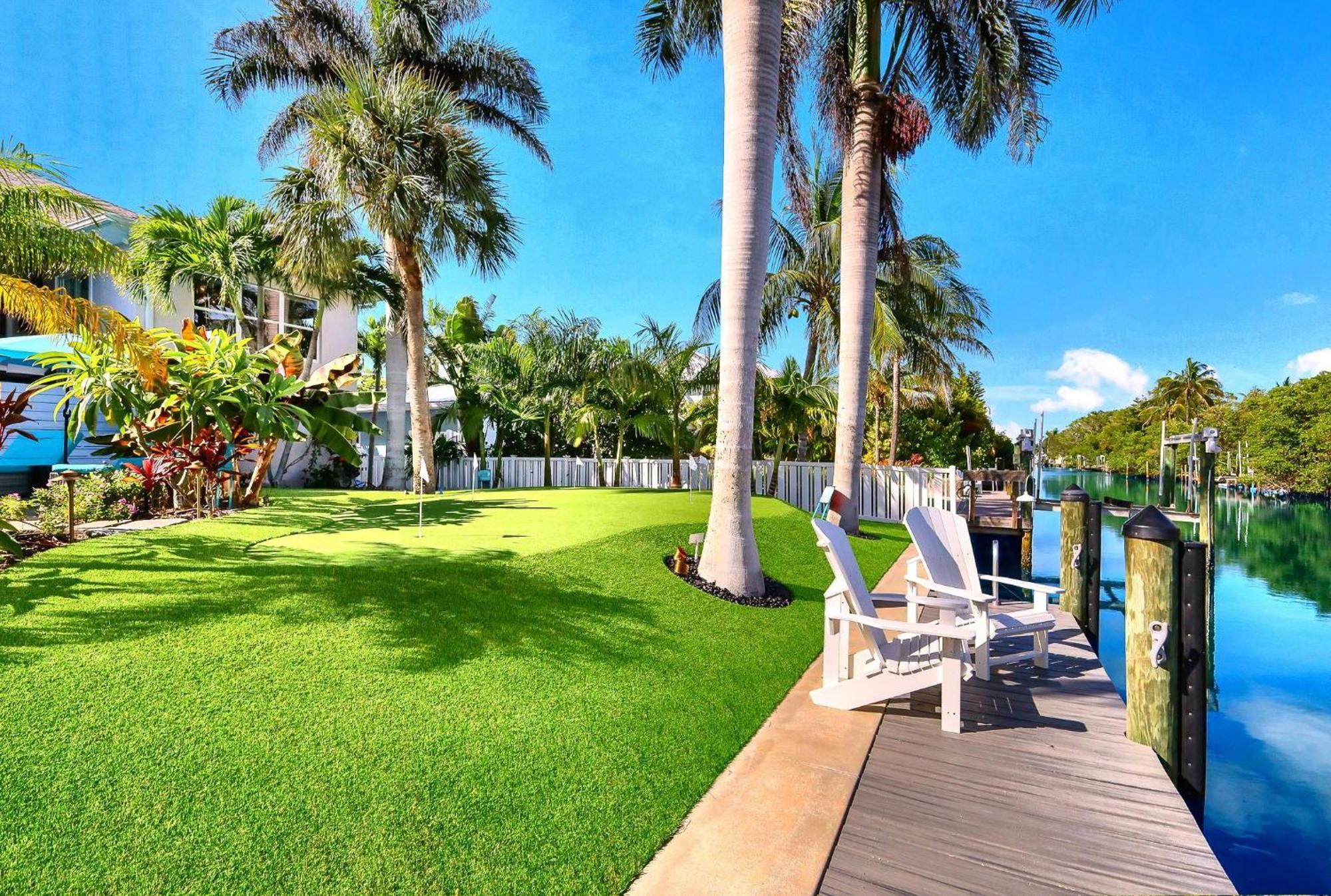 Villa Bikinis And Martinis Waterfront Canal à Anna Maria Extérieur photo